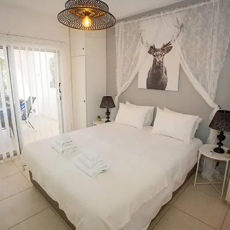 Estea - Rhea's Cozy 1 Bedroom Paphos